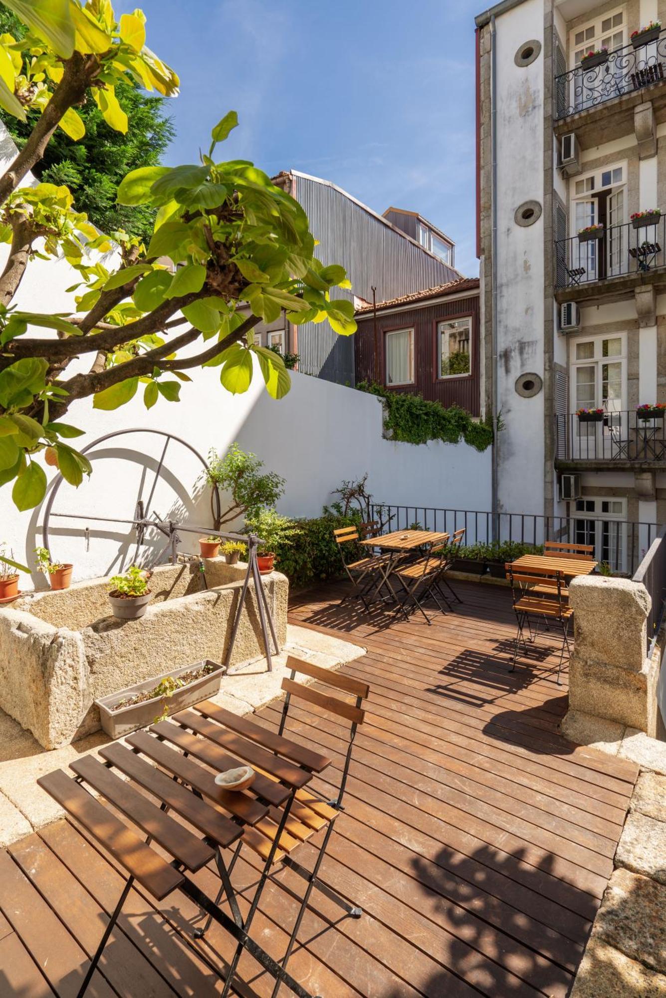 Porto Lounge Hostel & Guesthouse By Host Wise Exterior foto